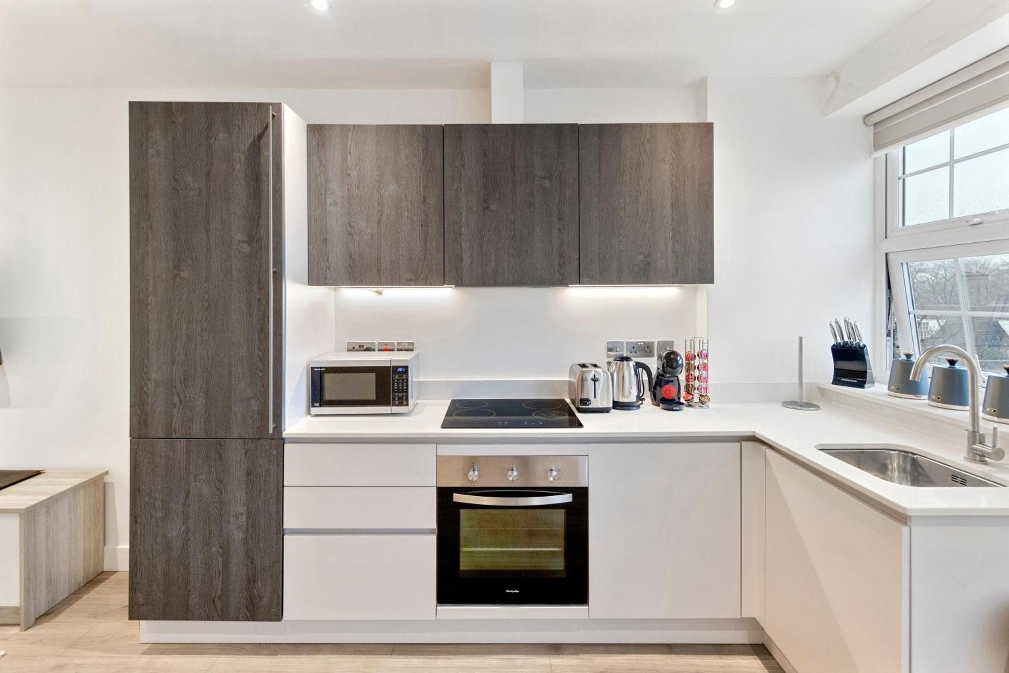 Bright And Spacious Apartment - Excellent Location لندن المظهر الخارجي الصورة